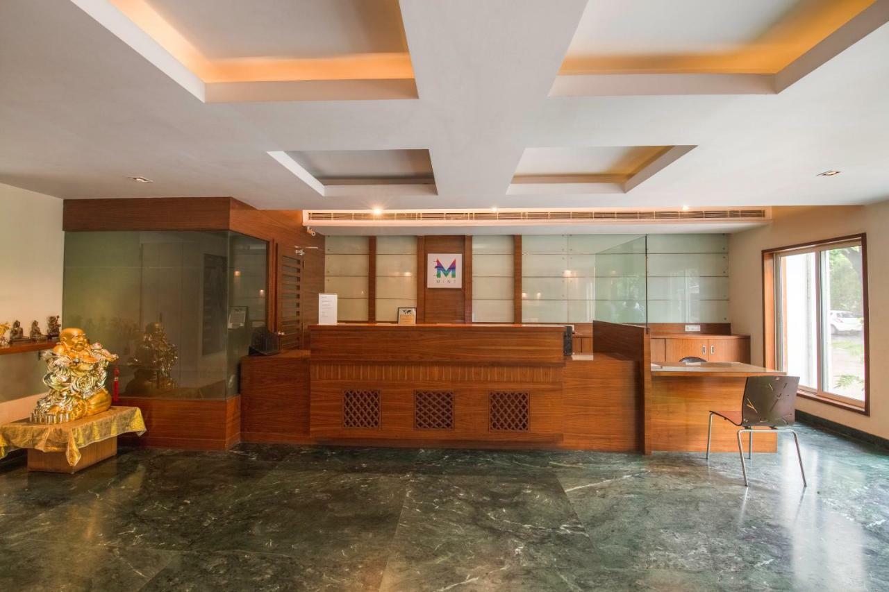 Mint Koregaon Park Next To Osho Ashram Pune Bagian luar foto