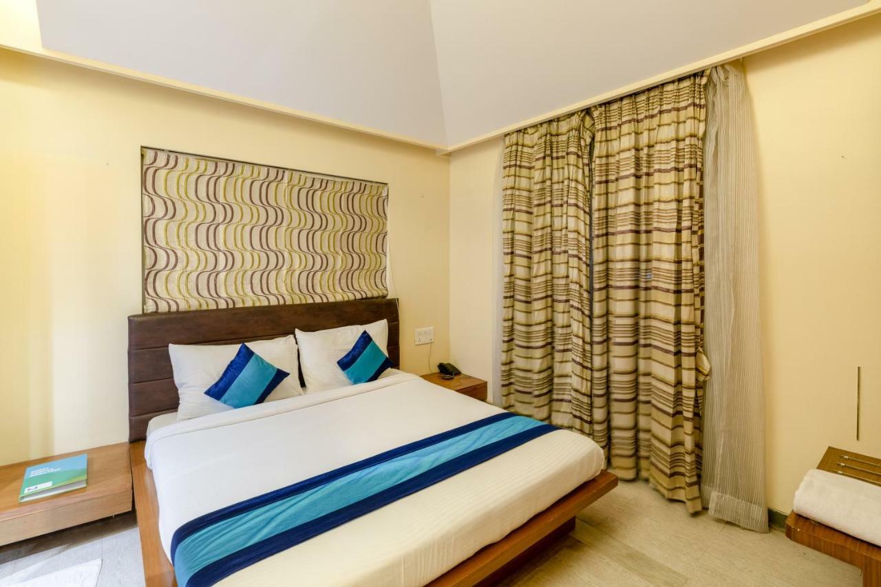 Mint Koregaon Park Next To Osho Ashram Pune Bagian luar foto